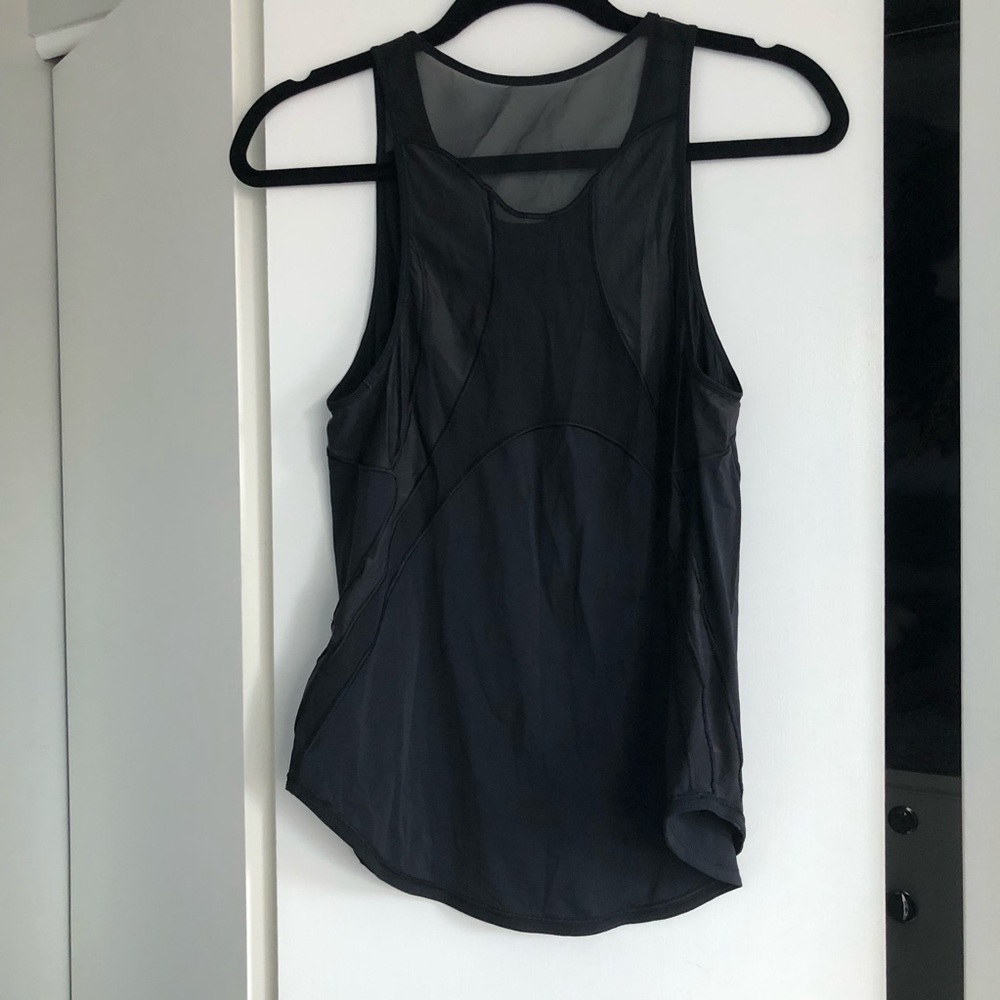 Lululemon tank top